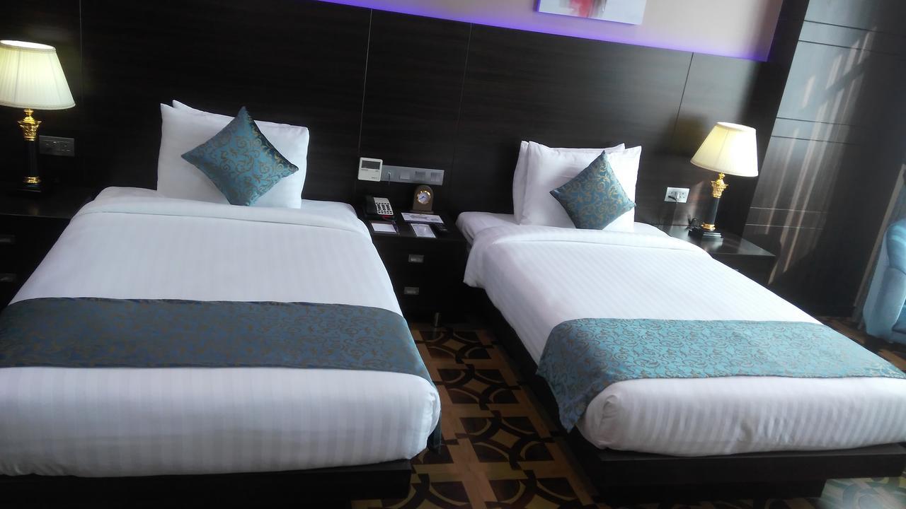 Park Regis Lotus Hotel Manama Exterior foto